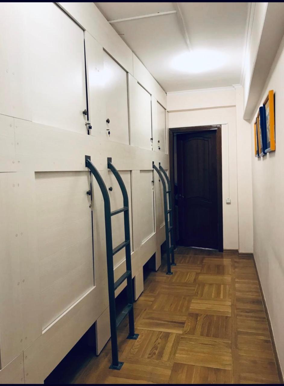 Hostel West Point Capsule Ałma Ata Zewnętrze zdjęcie